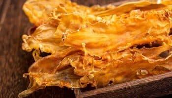 Dried fish maw placed in a wooden basket